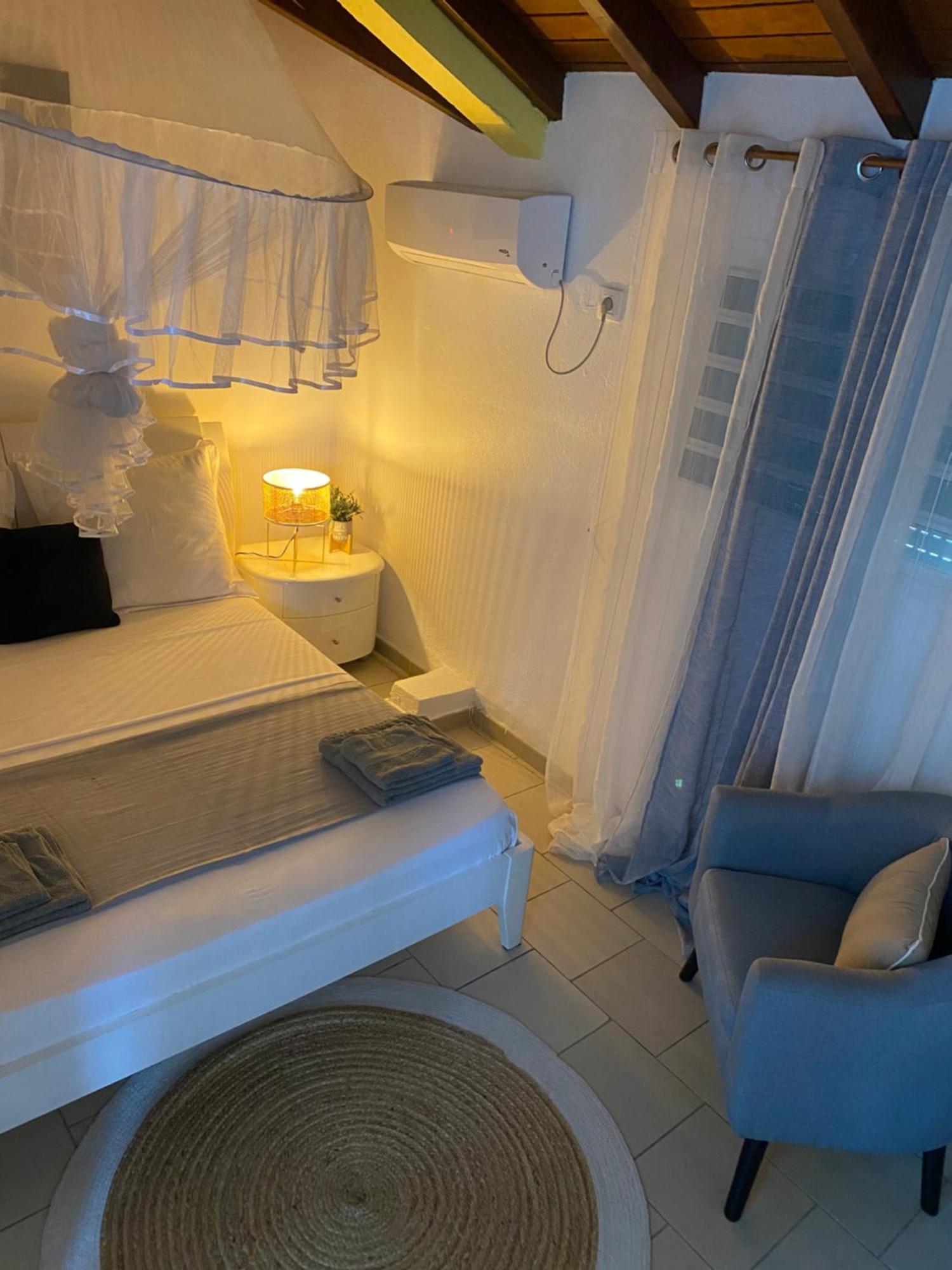 Chez Soul~Etage Entier Avec Vue Sur Mer Sainte-Rose Exterior foto